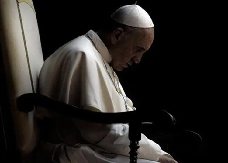 Papa Francesco e il dossier sulla pedofilia in Francia: 200mila minori abusati da tremila preti in 70 anni 1 1520158059726