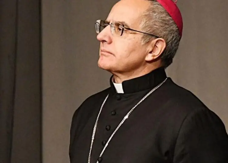 1636708909 0 rugolo il vescovo al telefono ho insabbiato il carteggio con la chiesa