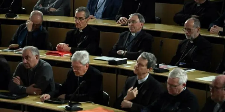 6309170 1731 pedofilia chiesa francia