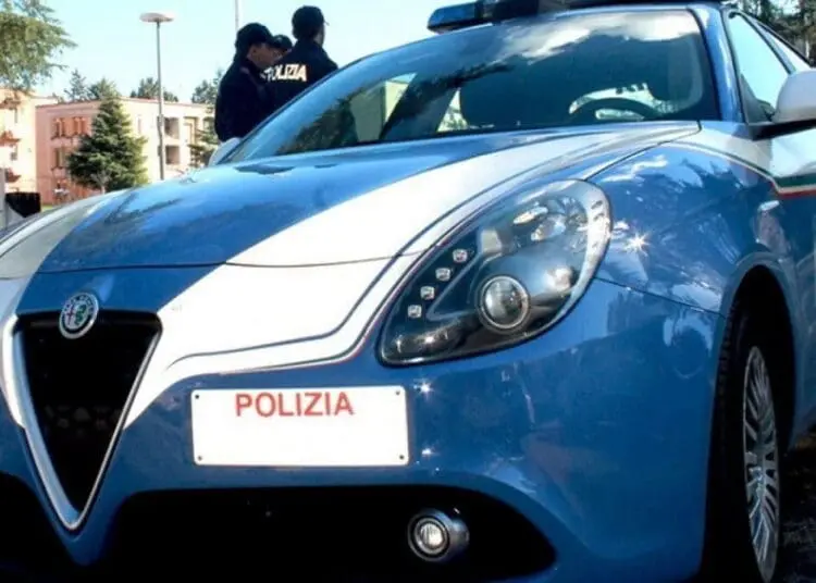 auto polizia Caltanissetta 1 1280x720 1