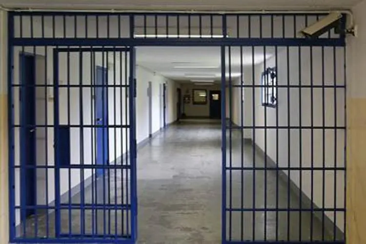 carcere sbarreaperte fg 1 0 535927566