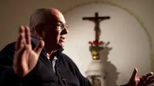 Perché un molestatore lavora ancora come prete? 7 123201650 1200 luparia 1