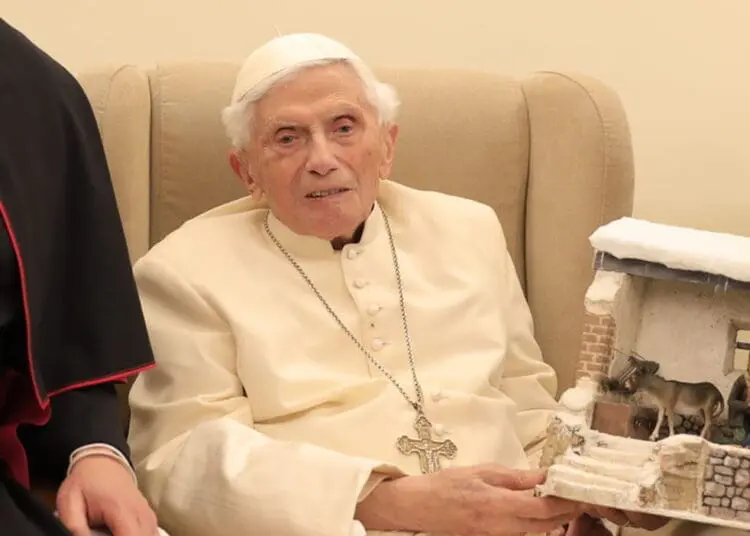 6953741 27172353 img 2822