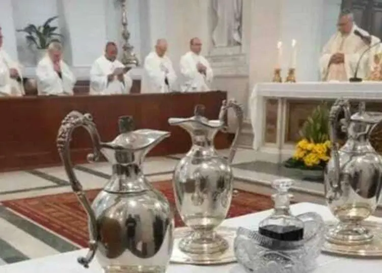 Abusi, la vittima di un prete sospeso a divinis: «Perchè celebra messa al monastero benedettino di Subiaco?» 1 AA19Jpsz