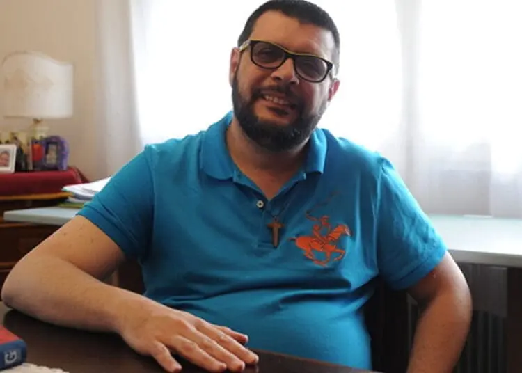 Molestie sessuali sui pazienti psichiatrici, tre anni a don Federico De Bianchi. Il vescovo lo difende: «Convinto che sia estraneo ai fatti»