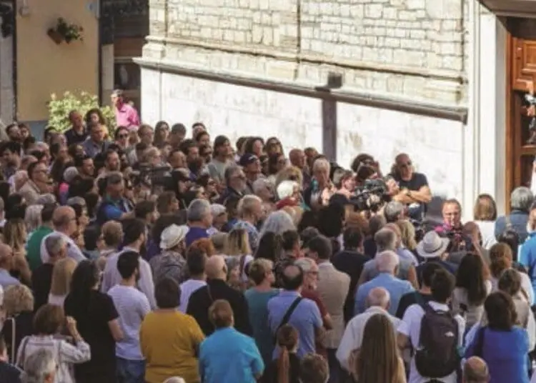 Trent’anni senza Elisa Claps, «Io abusato nella chiesa della Trinità, togliete la targa per don Mimì»