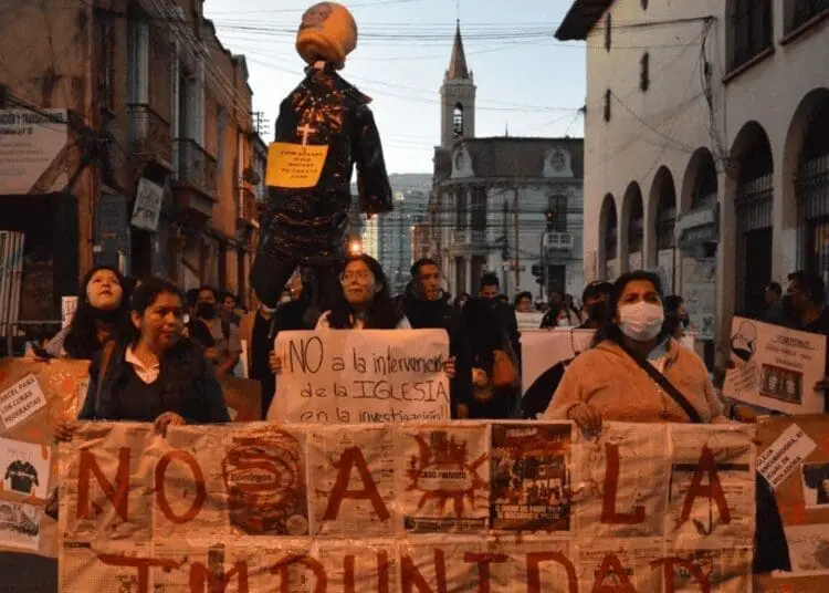 Vittime di abusi nella Chiesa boliviana: “Siamo di fronte a un’istituzione che da 500 anni nasconde denunce”