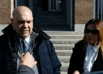Al via il processo al prof pedofilo, l’avvocato delle vittime: «Molti sapevano, anche la Diocesi ha una responsabilità civile»