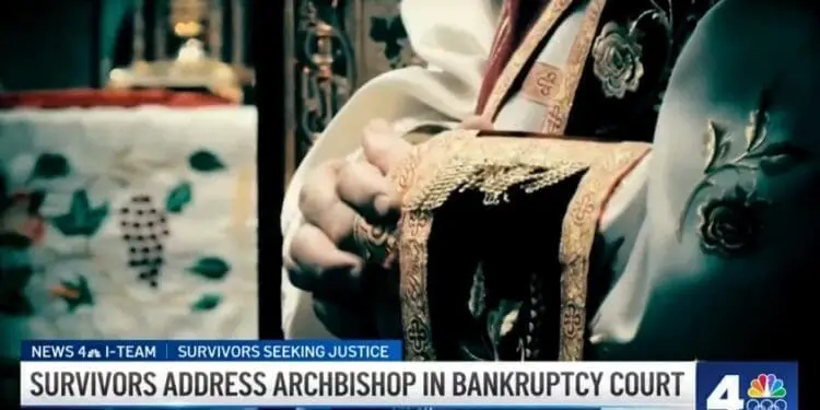 I sopravvissuti agli abusi sessuali in chiesa condividono le loro storie in un tribunale fallimentare alla presenza dell’arcivescovo di Baltimora