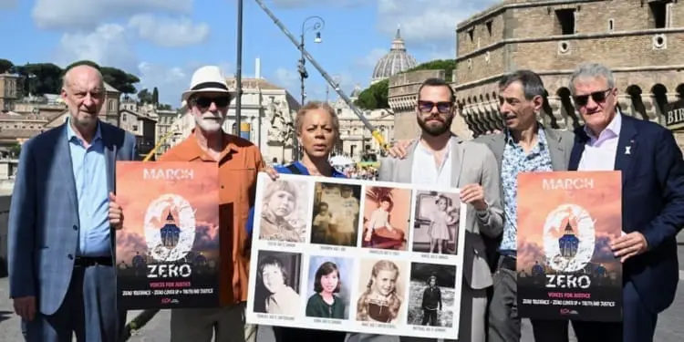 Gli attivisti rimproverano il Papa per la gestione degli abusi sessuali e degli insabbiamenti