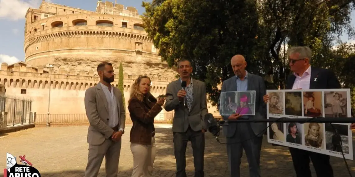 L’intervento di Francesco Zanardi – Il rimprovero degli attivisti al papa