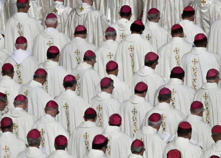 Una laica anti pedofilia. La mezza rivoluzione della Chiesa italiana