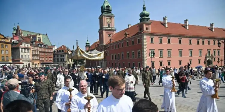Le vittime polacche degli abusi chiedono la sospensione del presidente della Conferenza episcopale