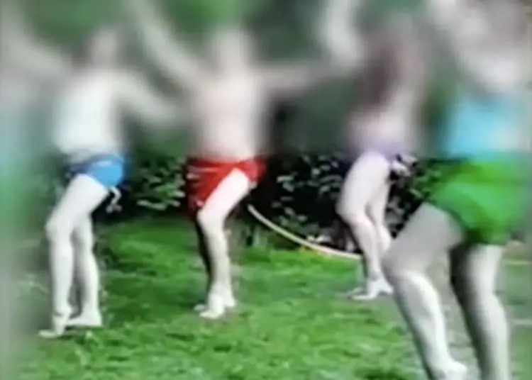 La magia, i lecca-lecca e poi gli abusi. Nell'"inferno" delle Bestioline di Cerano 2 La magia, i lecca-lecca e poi gli abusi. Nell'”inferno” delle Bestioline di Cerano