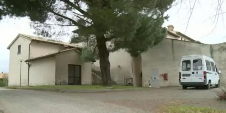 Ex sacerdote condannato a quattro anni