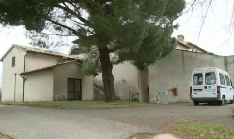 Ex sacerdote condannato a quattro anni