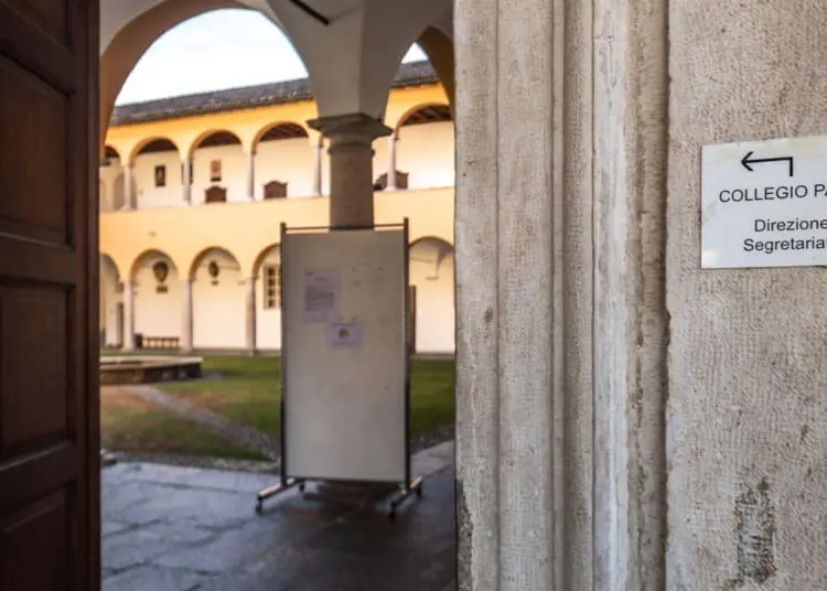 Atti sessuali con fanciulli, fermato il cappellano del Papio: Collegio «sotto shock»