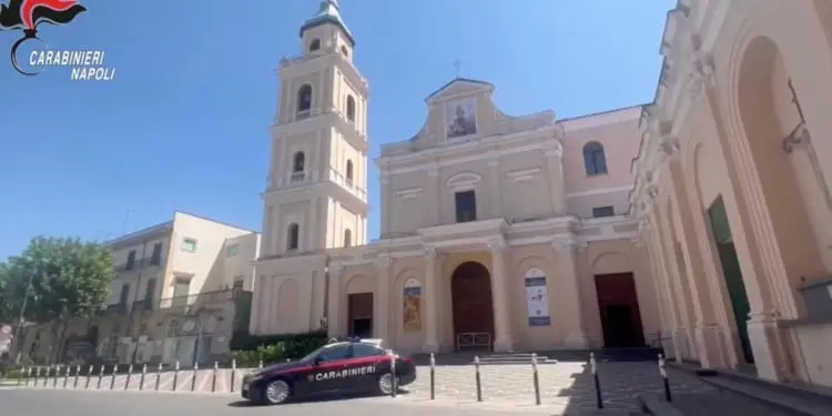 Violenze sessuali e rapina, i ricatti dei frati arrestati ad Afragola