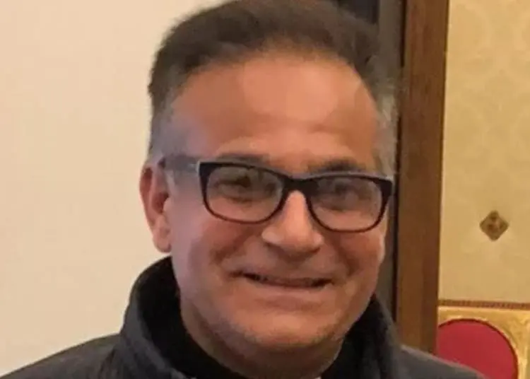 Prete arrestato per abusi sessuali su minori, per i carabinieri il posto scelto dalla Curia per i domiciliari è troppo vicino alle scuole