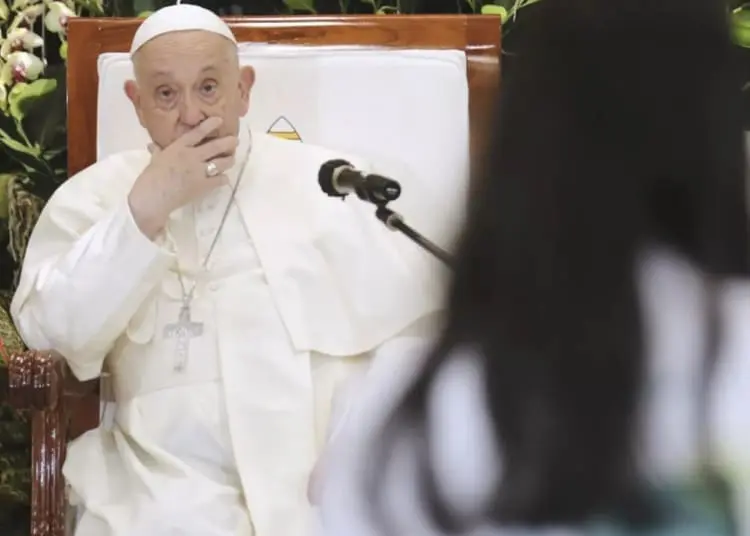 Papa Francesco manterrà il silenzio sullo scandalo degli abusi sessuali su minori durante la sua visita a Timor Est?