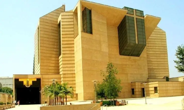 Arcidiocesi di Los Angeles patteggia, 880 milioni per le cause per abusi sessuali