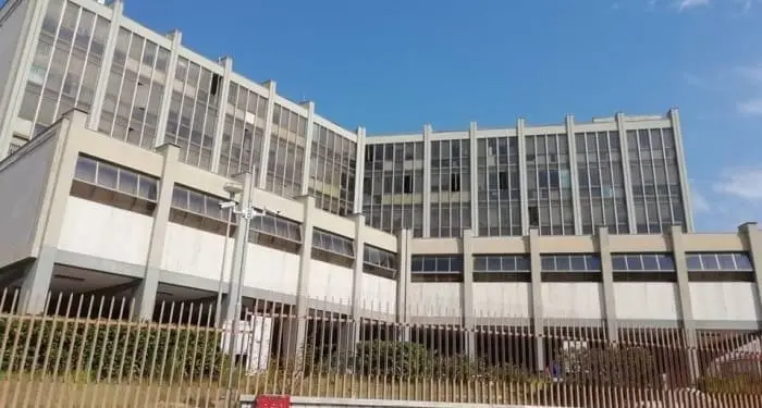 “Minori abusati”, sacerdote e Arcidiocesi condannati a risarcire i danni