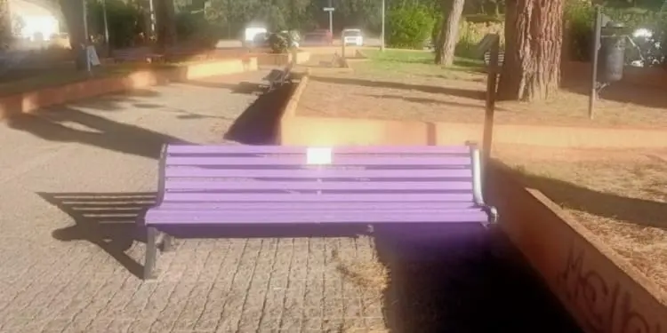 QUILIANO – INAUGURAZIONE DELLA PANCHINA VIOLA