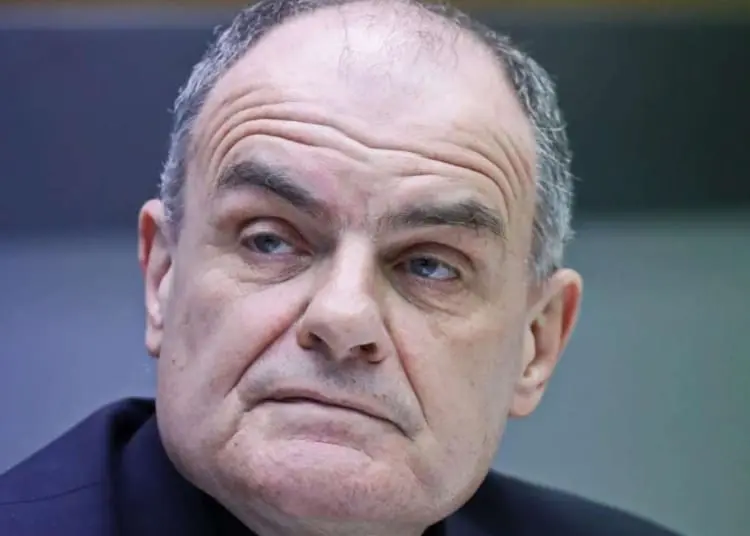 Abusi sui bambini nella parrocchia di Bolzano la confessione del vescovo | Tutti sapevano