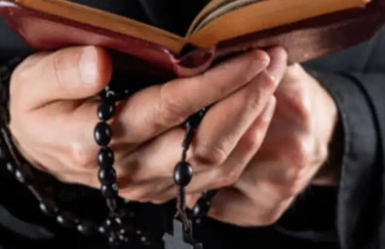 Messina, 37enne violentata da un sacerdote: la donna conferma tutte le accuse di abusi