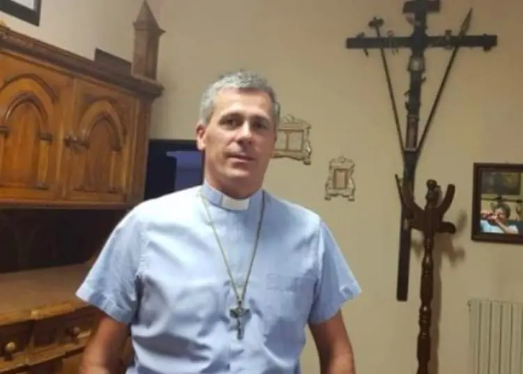 Parroco arrestato per detenzione di materiale pedopornografico