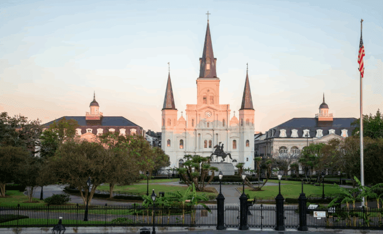 L’arcidiocesi di New Orleans aumenta l’offerta di risarcimento per abusi sessuali a 230 milioni di dollari garantiti