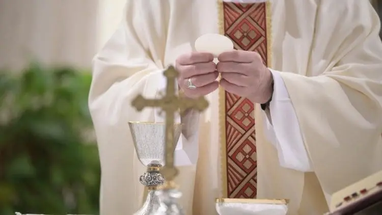 Padre Ivan – Prete sotto accusa per abusi su minore; condannato in sede civile.