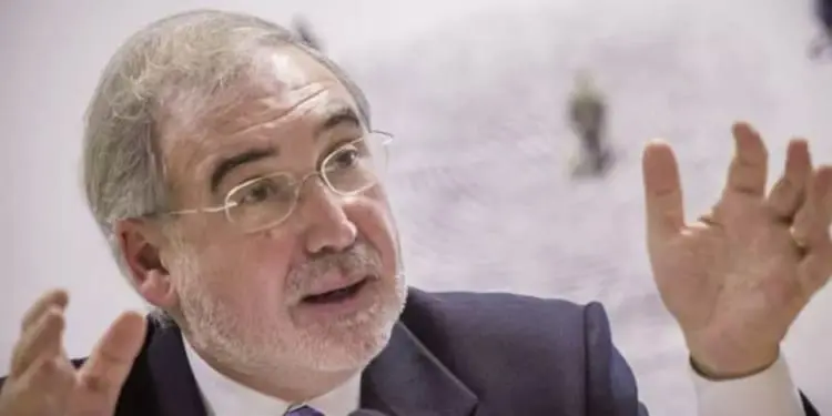 Jorge Cardona Llorens: “Un bambino non smette di essere bambino solo perché attraversa un confine”