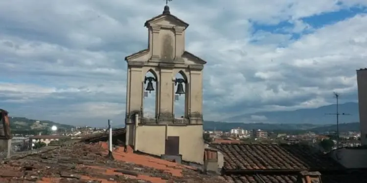 Savona, presidio per una campana per le vittime dei preti pedofili