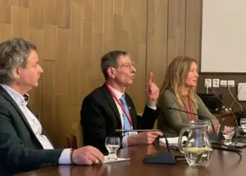 Intervento di Francesco Zanardi al parlamento della Repubblica Ceca 13 Intervento di Francesco Zanardi al parlamento della Repubblica Ceca