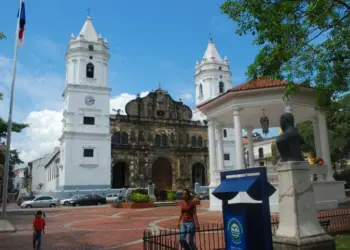 Pedofilia: Chiesa Panama avvia indagine su abusi 2001-2026