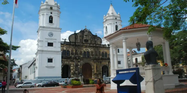 Pedofilia: Chiesa Panama avvia indagine su abusi 2001-2026