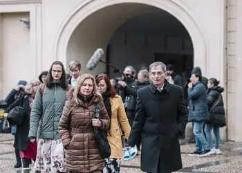 Praga – Sopravvissuti agli abusi sessuali del clero incontrano il presidente della Repubblica Ceca Petr Pavel