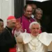 5. CON BENEDETTO XVI LE COSE NON CAMBIARONO MOLTO: DUE CASI IN COLOMBIA E ITALIA