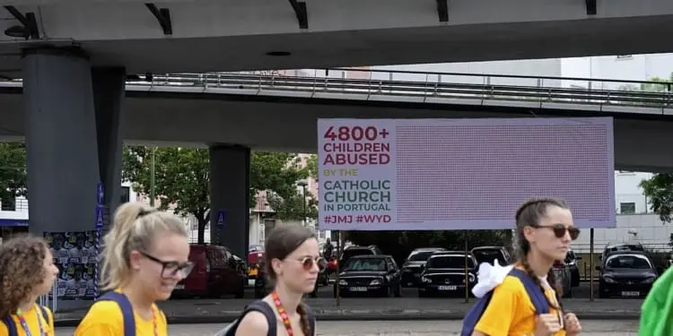 Portogallo, dalla Chiesa cattolica 1,6 milioni di euro alle vittime di abusi sessuali