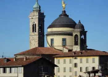 La svolta del Vaticano: coprire i preti pedofili con la prescrizione