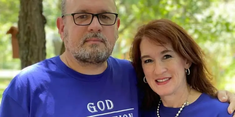 Un diacono della Louisiana attende la decisione del Vaticano sulla sua scomunica.