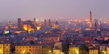 canva bologna outlook to the town in evening MADaq2LQntM