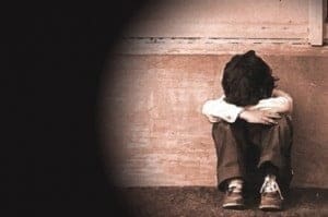 bambini violenza maltrattamenti abusi 300x199 1