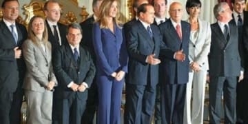 Governo Berlusconi 500x367 1