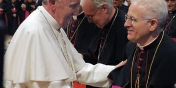 Mons. Mariano Crociata nuovo vescovo di Latina. Il grazie di mons. Bagnasco articleimage