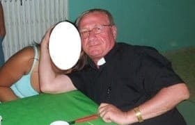 15792