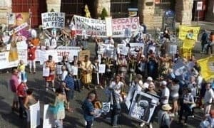 Manifestazione provolo abusi 1 300x216 1
