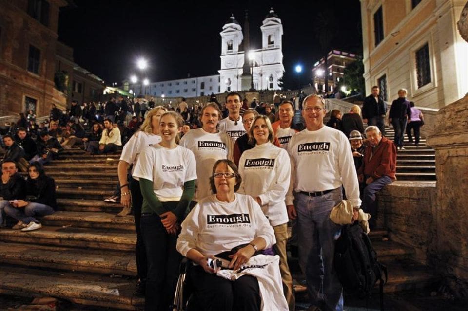 207042 italy abuse