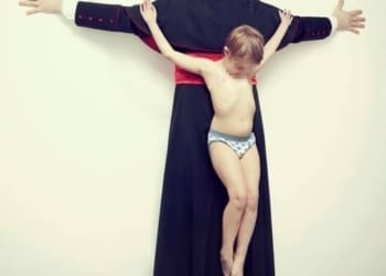 bimbi in croce 2